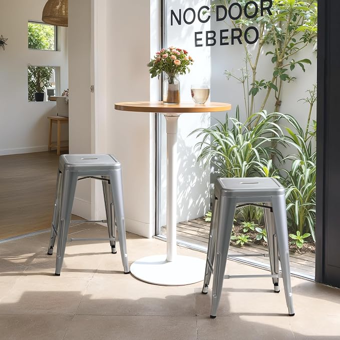 Furmax 24 Inch Metal Bar Stools Set of 4, Counter Height Bar Stools Height High Backless Stools Industrial Stackable Bar Chairs for Dining Room Kitchen Indoor Outdoor Stools Bar Chairs (Sliver)