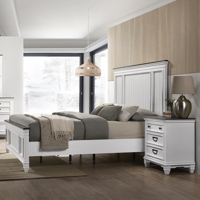 Roundhill Furniture Clelane 3-Piece Wood Bedroom Set, Bed and 2 Nightstands, Weathered White, King