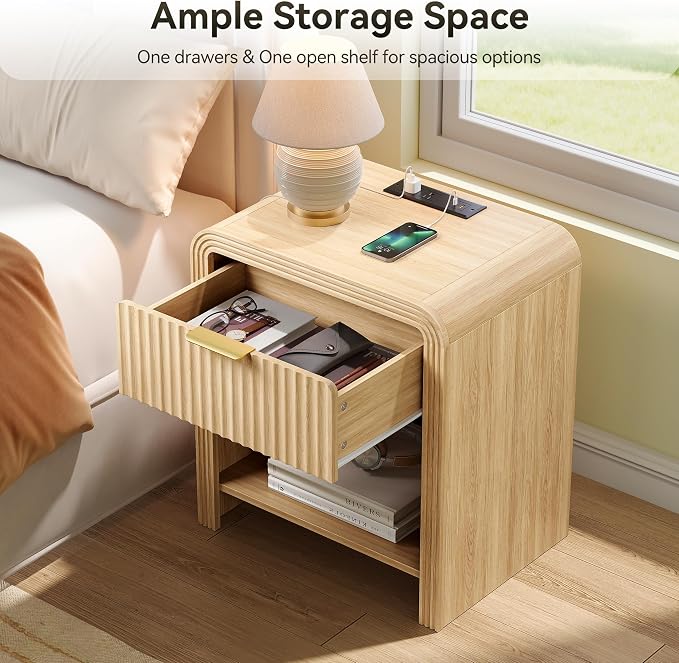 Decofy Fluted Nightstand with Charging Station, Modern Bedroom Side Table with Gold Handles, Curved Profile Design, End Table Wood Organizer for Bedroom, Open Shelf & 1 Drawers (2 Pack, Natural Oak)