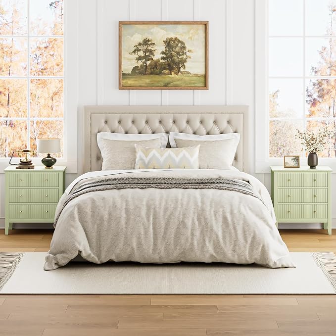 Night Stand, Fluted 3 Drawer Wide Farmhouse Nightstand with Gold Handle, Modern Wooden Bedside End Table for Bedroom, Living Room, Pale Green
