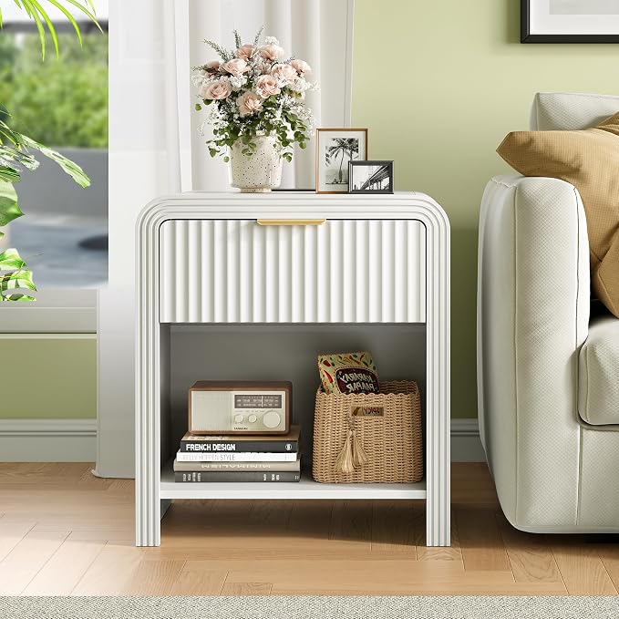 Decofy Fluted Nightstand with Charging Station, Modern Bedroom Side Table with Gold Handles, Curved Profile Design, End Table Wood Organizer for Bedroom, Open Shelf & 1 Drawers (1 Pack, Pure White)