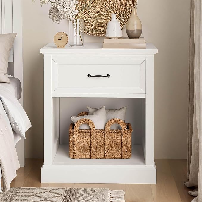 4 Piece Bedroom Set Queen Size Bed Frame with Dresser and 2 Nightstands | White Platform Bed Frames,4 Storage Drawers Cabinet,Farmhouse Bedroom Furniture Sets,Sturdy Wooden Slat Support,Guest Room