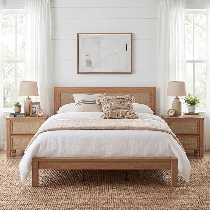 XIAO WEI 3-Piece Boho Bedroom Furniture Set, King Wood Bed Frame with Tall Rattan Headboard, Night Stand Set of 2 with Charging Station, Boho Modern Bedroom Furniture Set