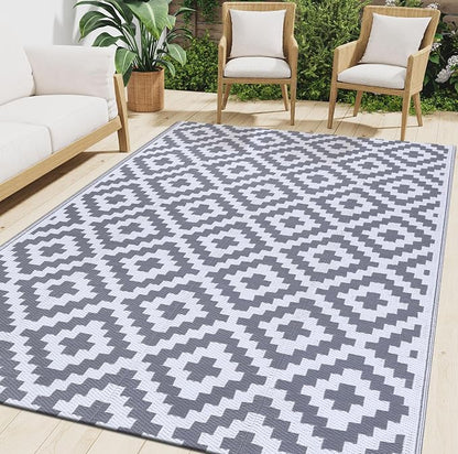 Smiry Waterproof Outdoor Rug 5x8 ft, Reversible Plastic Straw Patio Camping Rugs, Outdoor Indoor RV Mat Carpet for Patio, Outside Entry, Backyard, Deck, Bench, Picnic, Camper, White & Grey