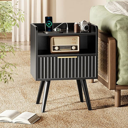 Huuger Nightstand with Charging Station, USB-C Port, Fluted Night Stand with Drawer, Bed Side Table with Solid Wood Feet, Open Storage, End Table with Raised Edge, for Bedroom, Black