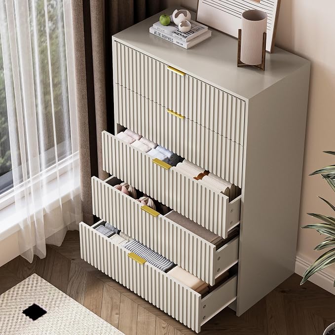 MAISONARIA 3-Piece Dresser Bedroom Set, 5 Drawer Dresser & 2 Drawer Nightstands with Gold Handles, Fluted Wood Chest of Drawers for Bedroom, Living Room, Entryway, Beige