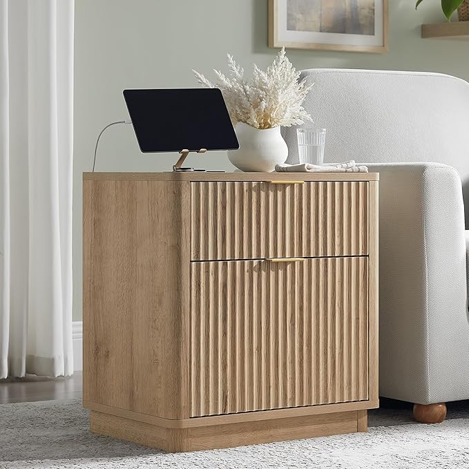 T4TREAM 23'' Fluted Nightstand Swith Charging Station, Large 2 Drawer Side Table, Modern End Table with Storage, Mid Century Bedside Table for Bedroom, Living Room, Curved Profile, Natural Oak