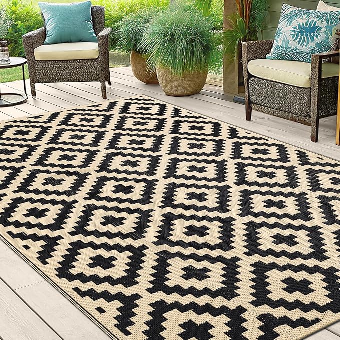 Smiry Waterproof Outdoor Rug 5x8 ft, Reversible Plastic Straw Patio Camping Rugs, Outdoor Indoor RV Mat Carpet for Patio, Outside Entry, Backyard, Deck, Bench, Picnic, Camper, Black & Beige