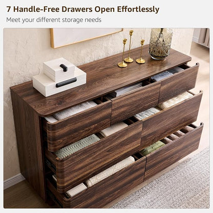 ACCOHOHO Modern 7 Drawer Dresser for Bedroom, 52" Wide Handleless Chest of Drawers, Large Push-to-Open Wood Storage, Dresser TV Stand for Bedroom, Living Room, Hallway, Curved Profile, Brown