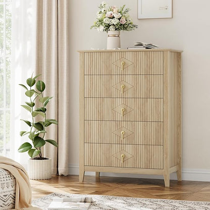 GarveeHome Fluted Dresser for Bedroom, 42.9" Tall 5-Drawer Wood Dresser, Modern Chest of Drawers, Storage Organizer Cabinet for Living Room, Hallway, Entryway, Natural Oak