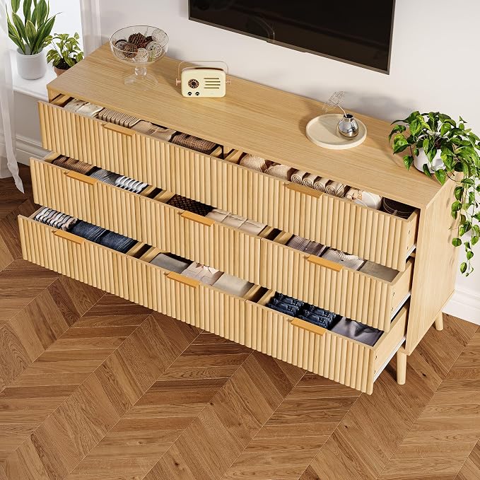 Fluted Dresser for Bedroom with 8 Drawers, Wooden Dresser with Metal Handle, Modern Storage Organizer for Bedroom, Wood Closet for Hallway, Living Room, Natural Oak BDR104Y