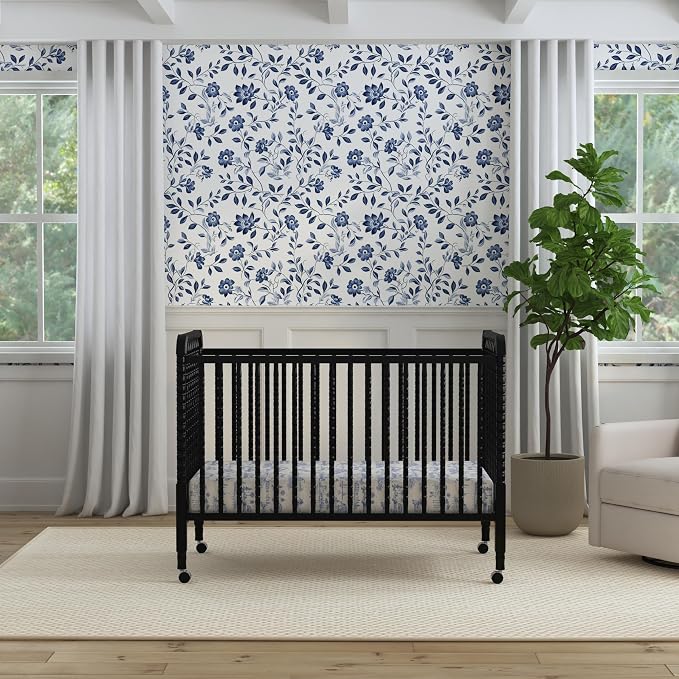 DaVinci Jenny Lind 3-in-1 Convertible Crib in Ebony, Removable Wheels, Greenguard Gold Certified | Converts to Toddler Bed & Daybed, 4 Adjustable Mattress Heights - Conversion Kit Sold Separately - Durable & Easy to Assemble
