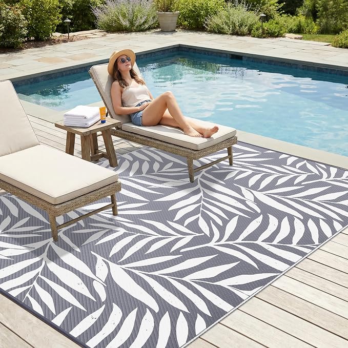 Smiry Outdoor Rug 6x9 ft, Waterproof Reversible Plastic Straw Rugs, Outdoor Area Rug with Leaf Pattern, Outside Floor Mat for Patio, Backyard, Deck, Picnic, Beach, Camping, Grey & White
