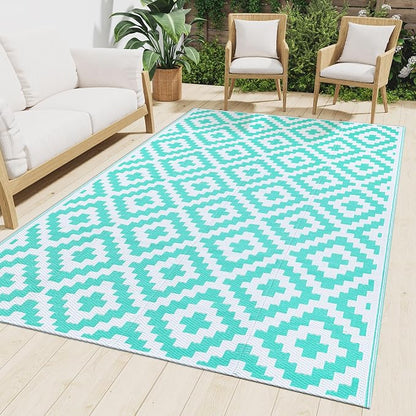 Smiry Waterproof Outdoor Rug 4x6 ft, Reversible Plastic Straw Patio Camping Rugs, Outdoor Indoor RV Mat Carpet for Patio, Outside Entry, Backyard, Deck, Bench, Picnic, Camper, White & Teal